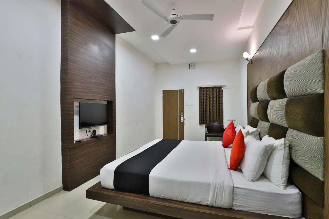 Banyan Paradise Resort Vadodara Exterior foto